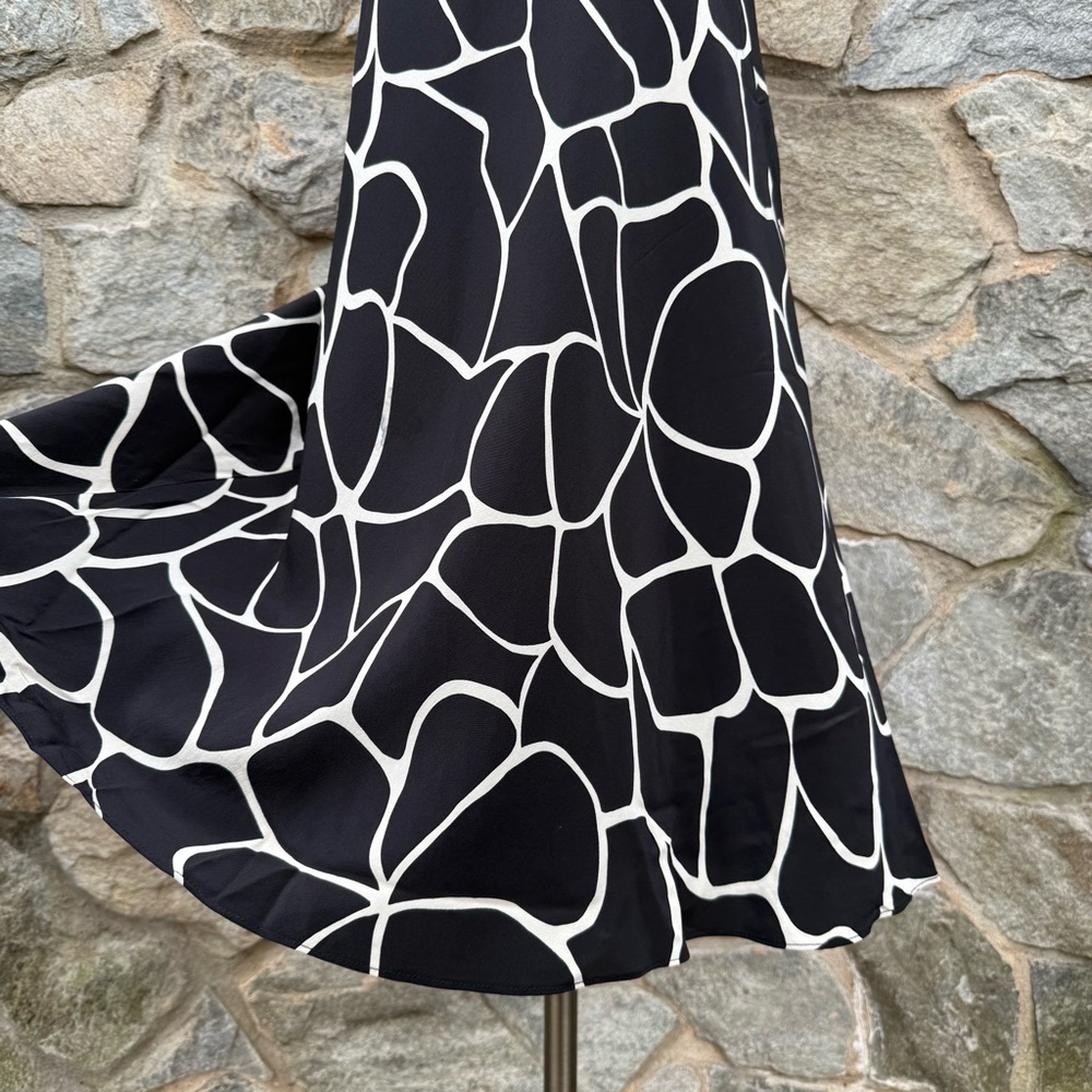Ann Taylor Black and White Mini Dress - Picture 5 of 9